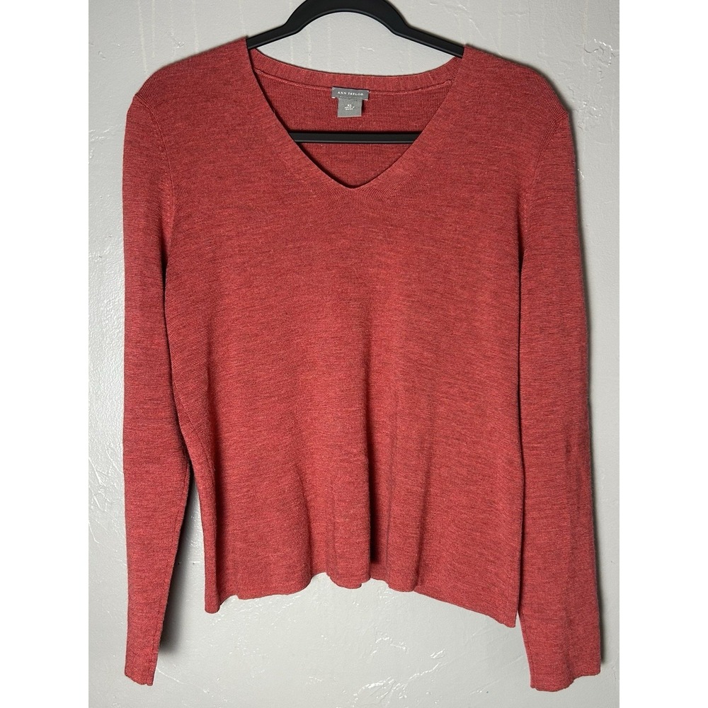 Women's Ann Taylor XL 100% Fine Merino Wool Light Sweater Salmon Color Spring